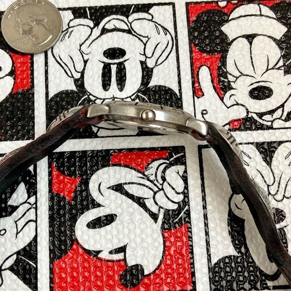 Vintage 90s Disney X Timex Pocahontas Watch with Backlight and Concho Band - Picture 12 of 16